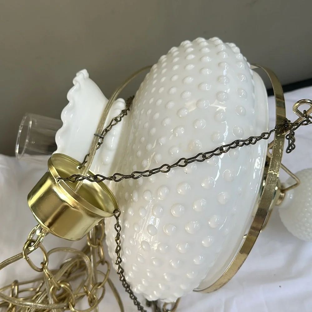 Vintage Elegant Milk Glass Hanging Lamp